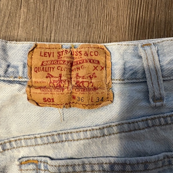 Levi's Light Blue Classic 501 Straight Jeans - Picture 3 of 4